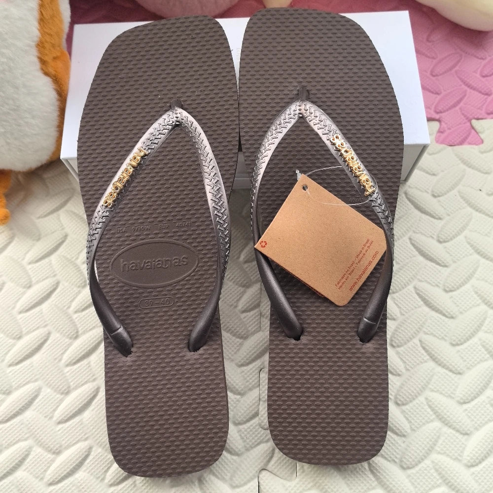 ComfyTravel Anti-Slip Flip-Flops